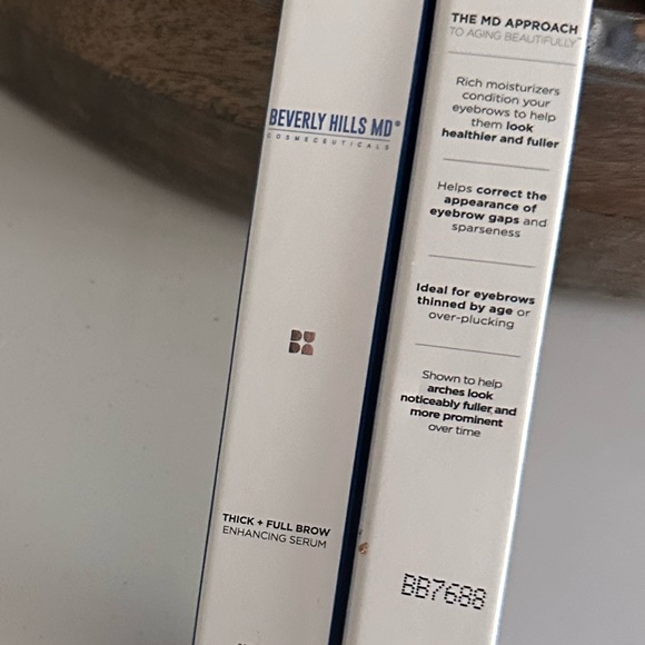 Beverly Hills MD Thick + Full Brow Enhancing Serum    New in Box - Picture 2 of 7